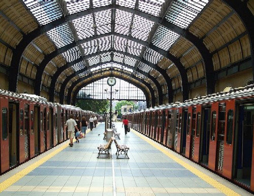 775px-Athens_Metro_Piraeus_station_wiki